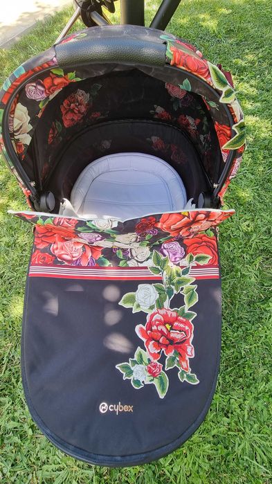Детска количка Cybex PRIAM rose gold blossom spring