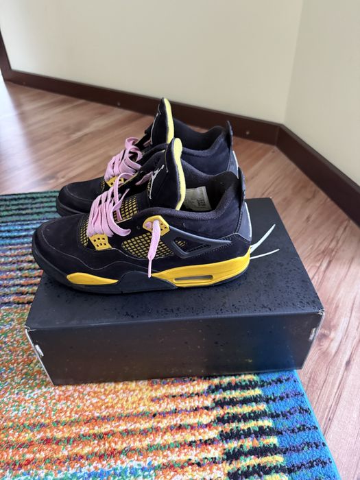Jordan 4 yellow thunder
