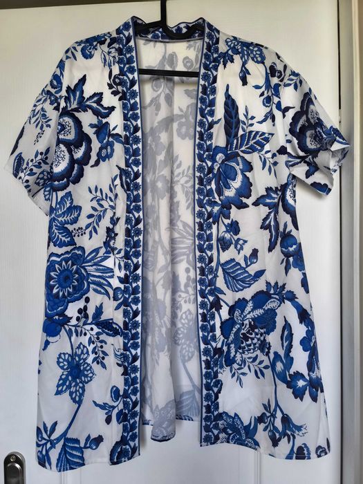 Нов Невероятно красив сет от паналонки и риза в гръцкосиньо