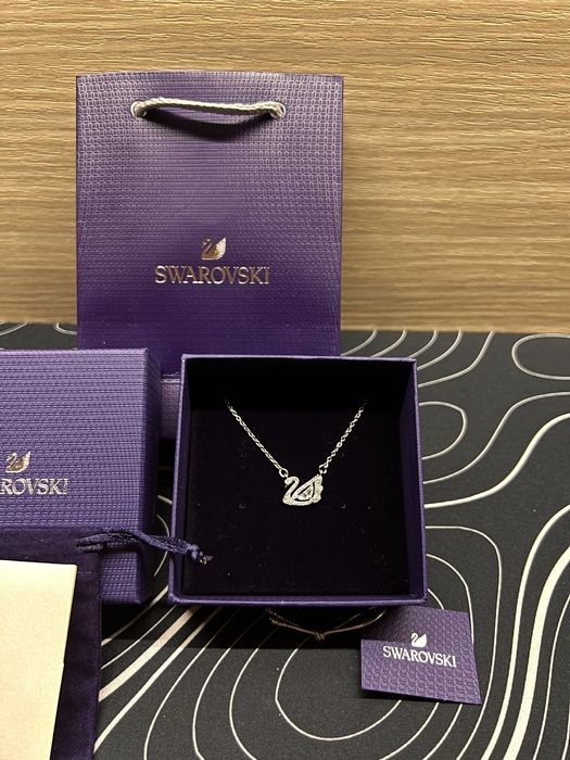 Lantisor Swarovski Lebada Piatra Alba