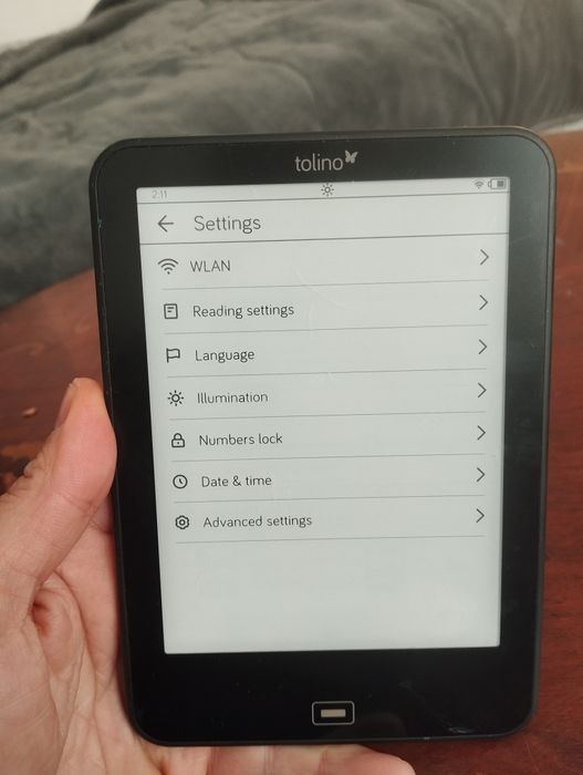 Tolino vision 4 и kindle 4