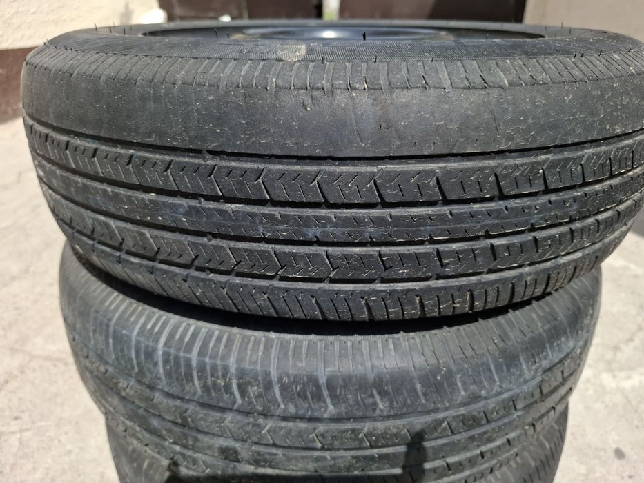 Matiz balon 165/70R13 diskasi bilan. Шины Matiz 165/70 R13 с дисками.