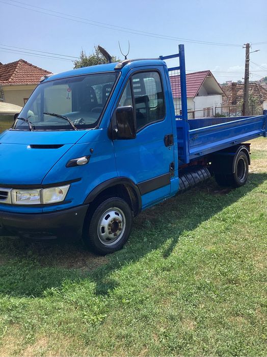 Vand Iveco Daily basculabil.