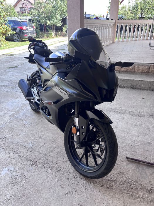Yamaha yzf 125 2025