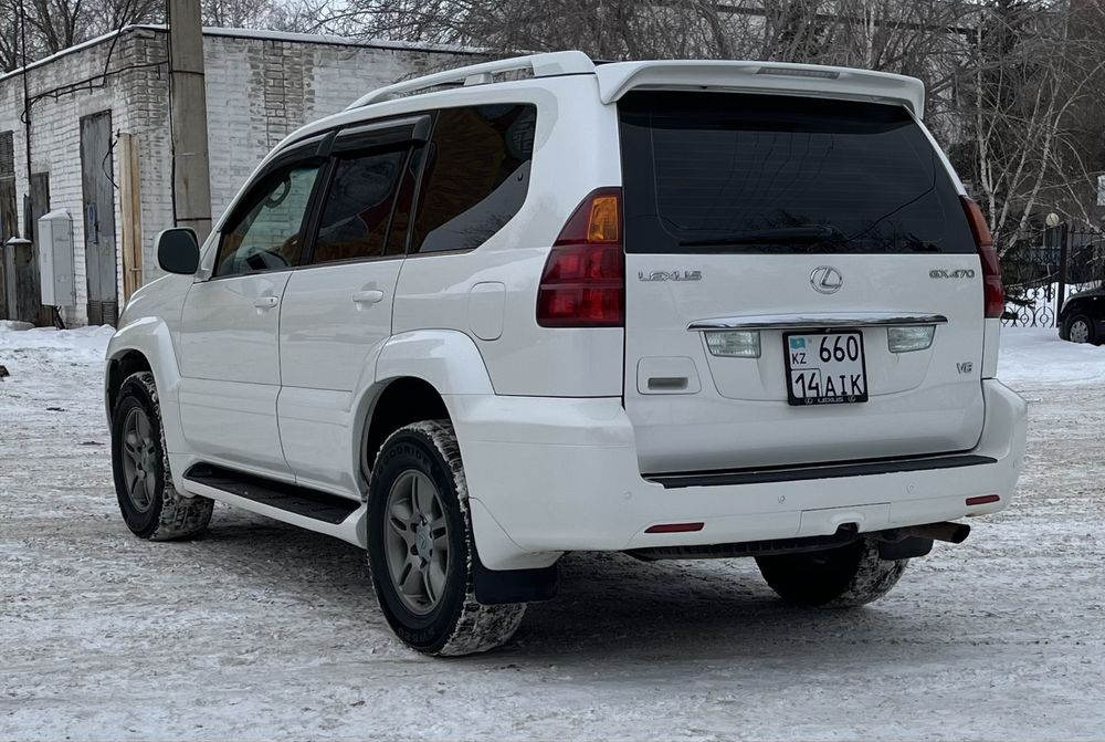 Lexus GX470.