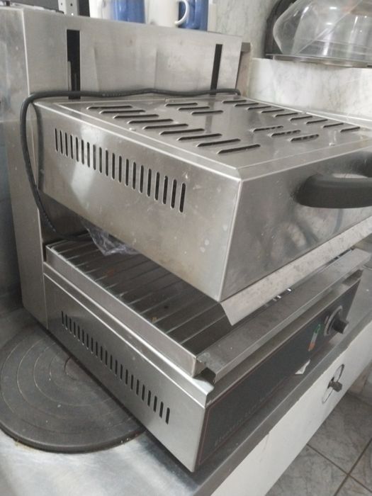 Продаётся гриль salamander