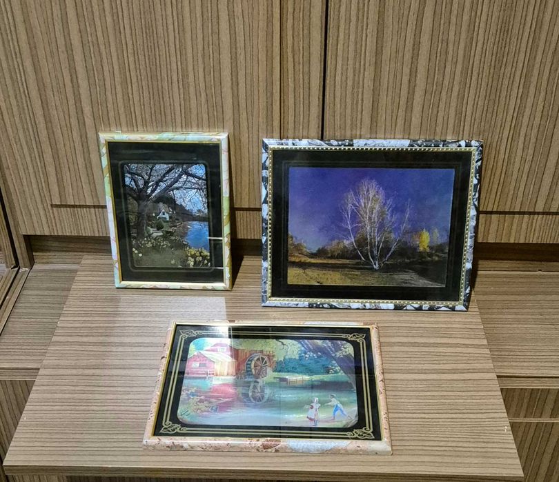 Картины советского периода из дерева .