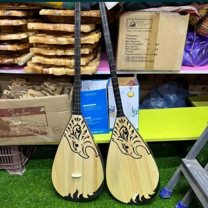 Нағыз қазақ- домбырам!