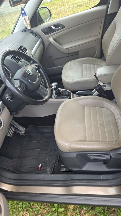 Vând mașina Skoda