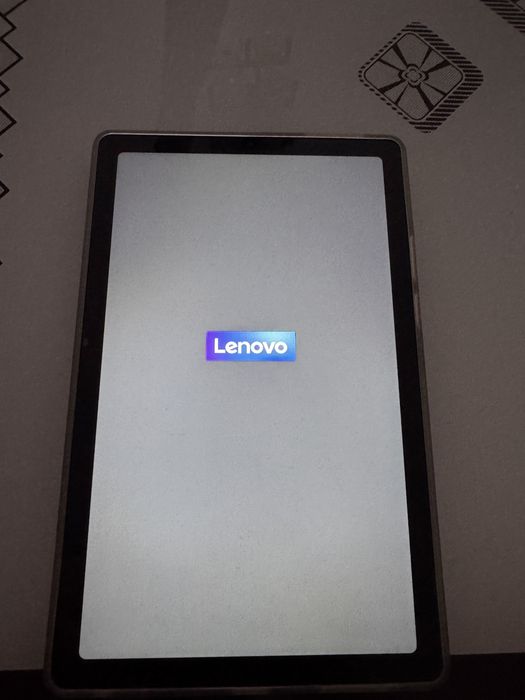 Tableta Lenovo Tab M9 , nou nouta