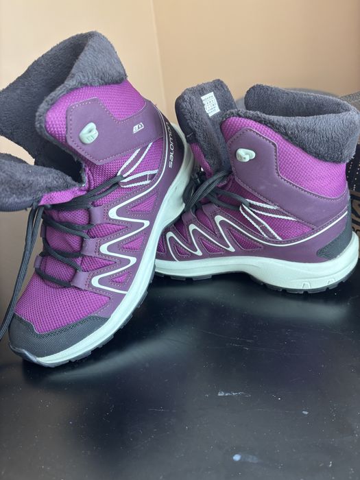 Vand ghete Salomon marime 35-36