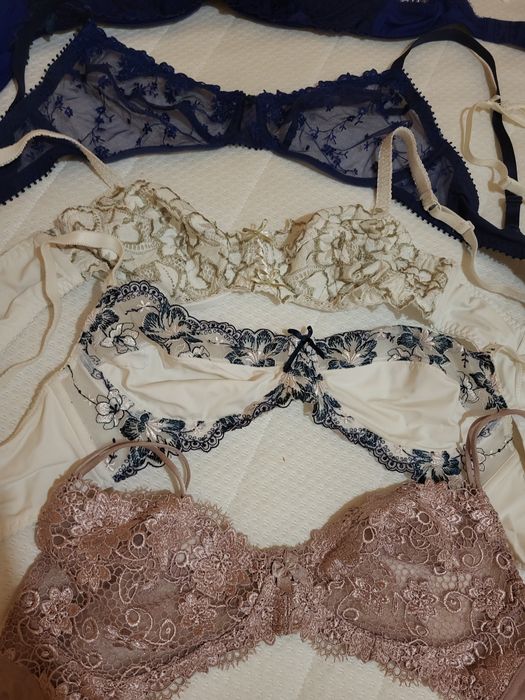 Сутиени - 80C до 95D