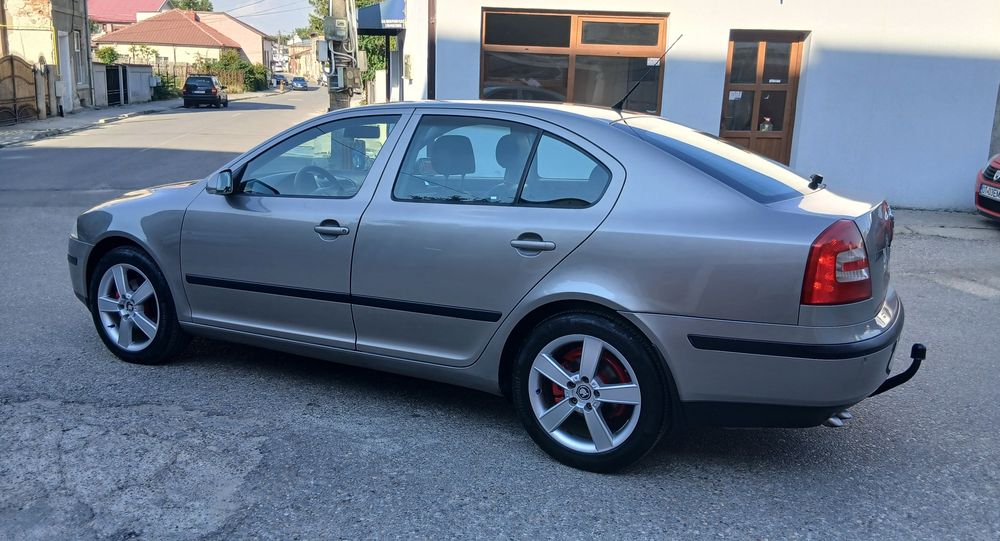 SKODA Octavia 2008 — imagine 4