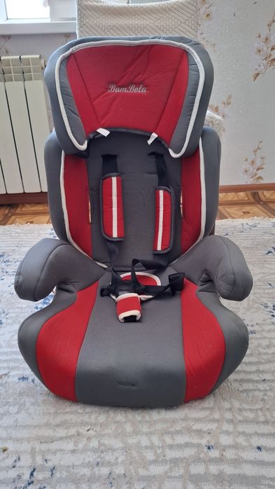 Продам детский кресло для автомобиля