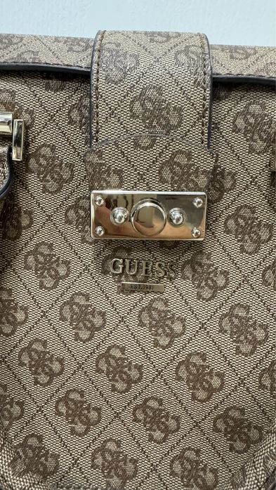 GUESS Дамска чанта