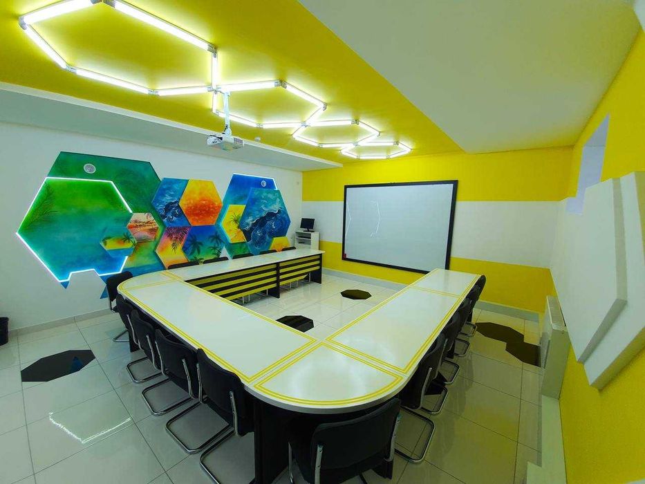 Аренда офис 316 м² на Алайском — учебный центр, коворкинг