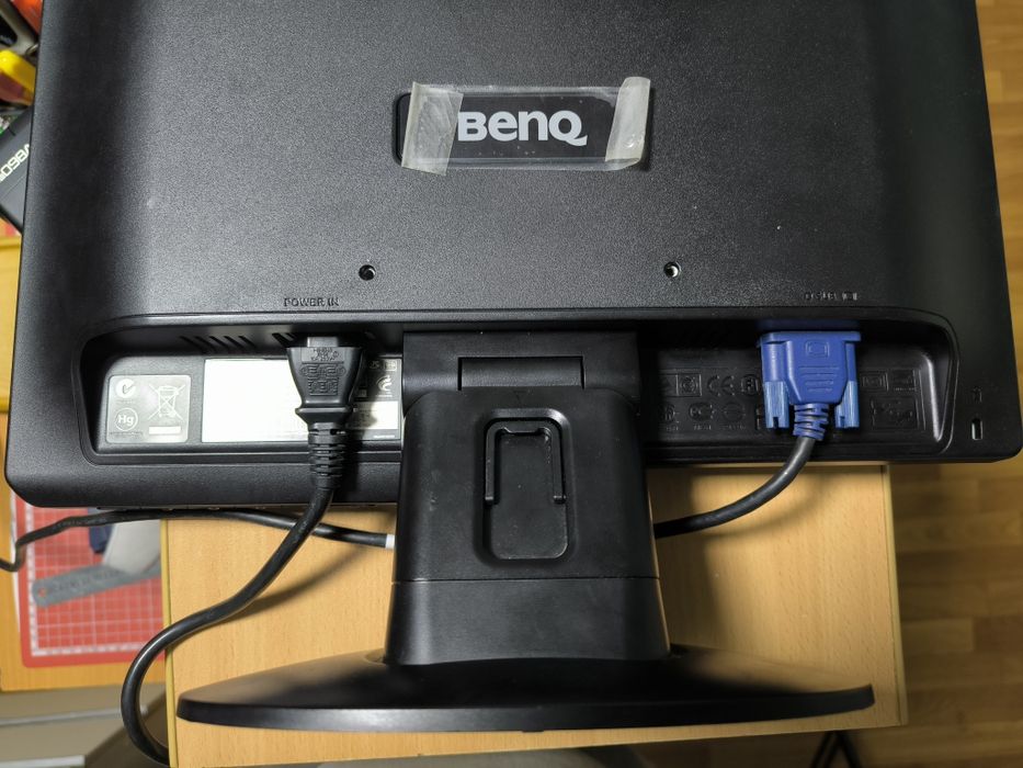 Монитор BENQ 15 дюймов.