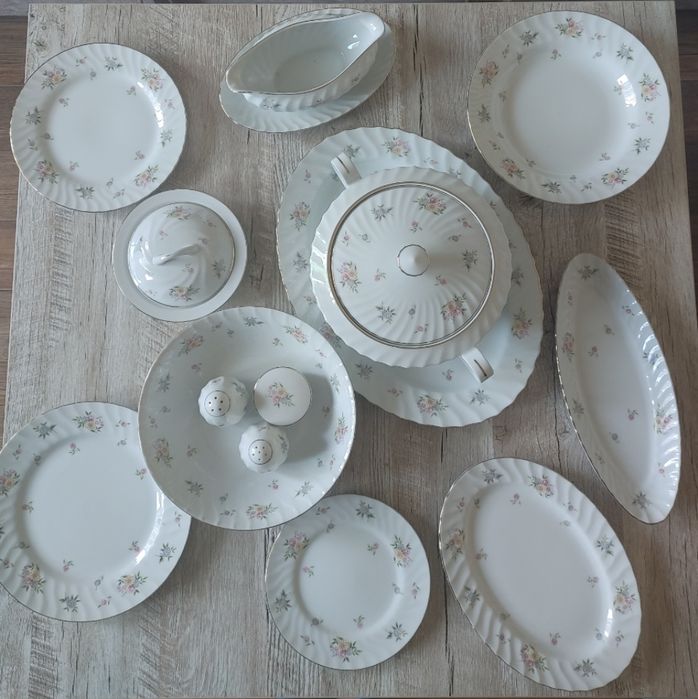 Японский столовый сервиз