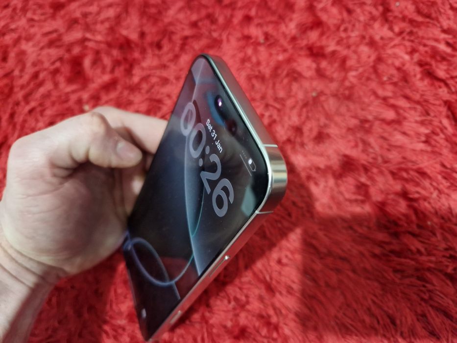 -Iphone 16Pro Max, ca Nou, 256Gb, 8Ram, Silver Titanium, ireprosabil,