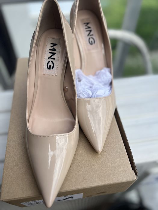 Обувки на висок ток Mango