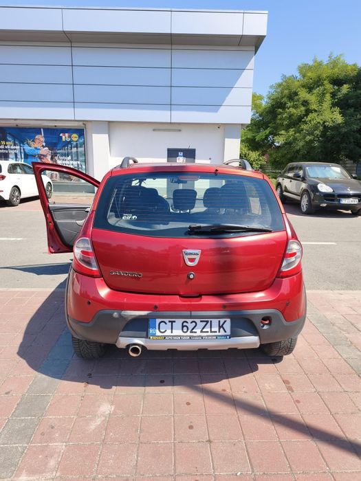 Vând Dacia Sandero Stepway