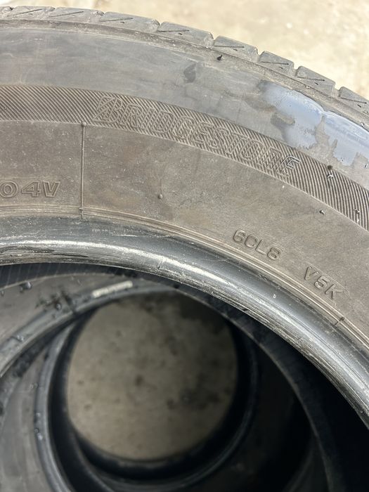 235 65 17 Bridgestone vara Noi