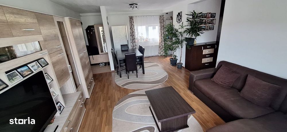 Apartament etajul 3, Livada Meses