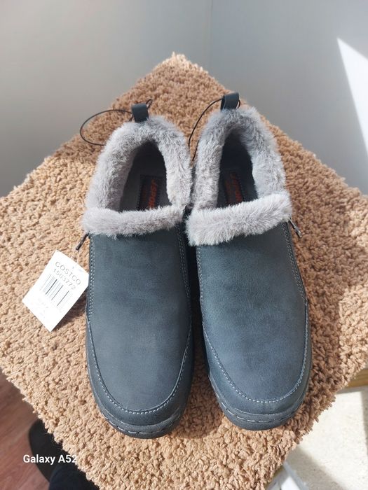 Продам новые ботиночки