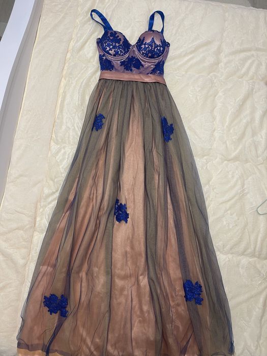 Rochie lunga elegantă