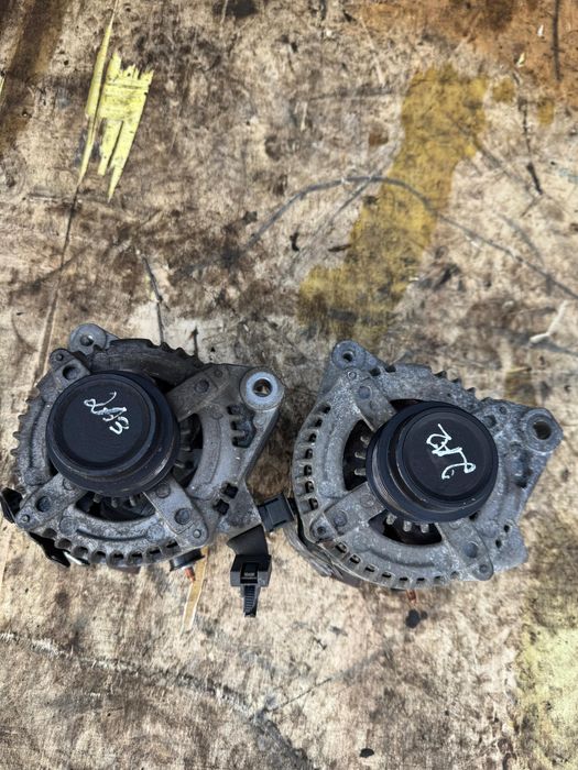 Привозной генератор Toyota 2AZ-FE.