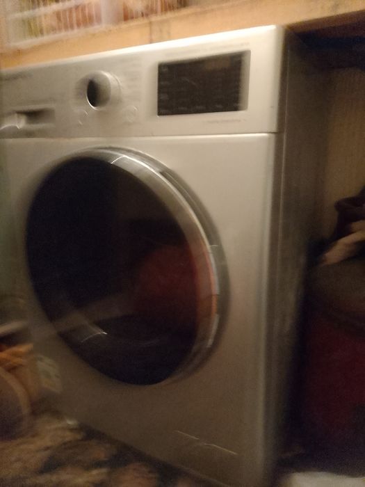 Продаю стиральную машину
