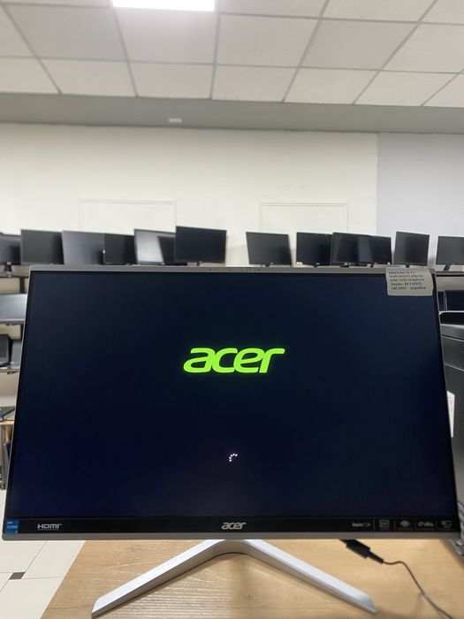 Моноблок acer i3-11/RAM8/SSD256/UHD Graphics