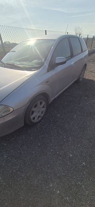 Фият крома 1.9 мjet 150hp 2006г