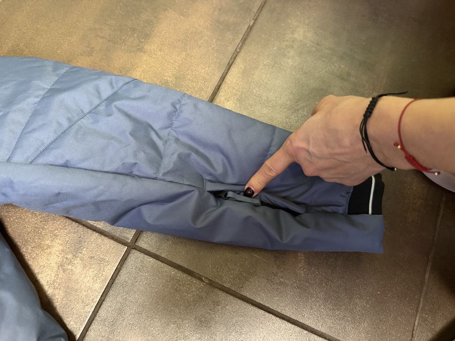 Чисто ново скиорско,непромокаемо яке 25 евро