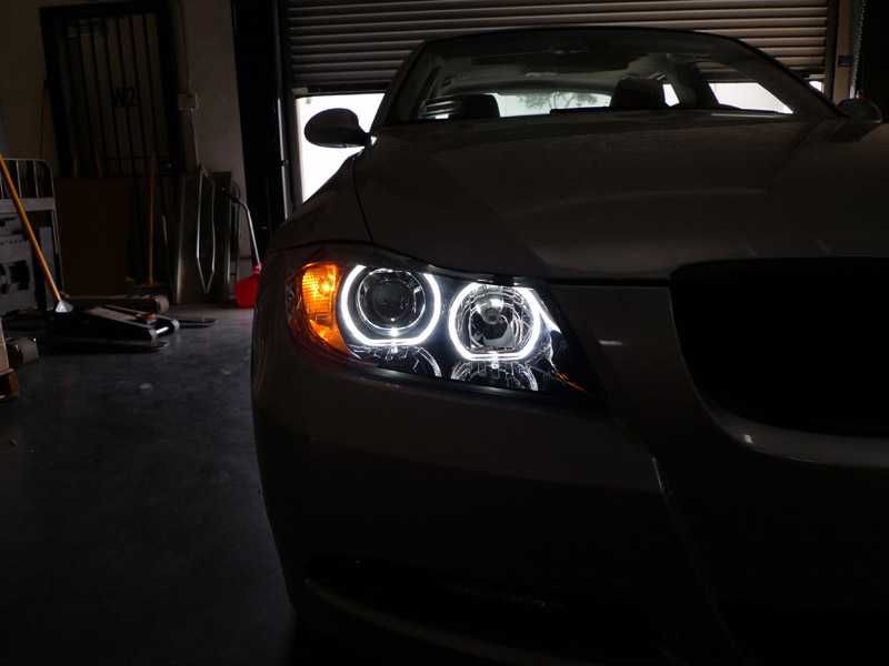 Faruri BMW E90 E91 Lupa Angel Eyes LED DEPO