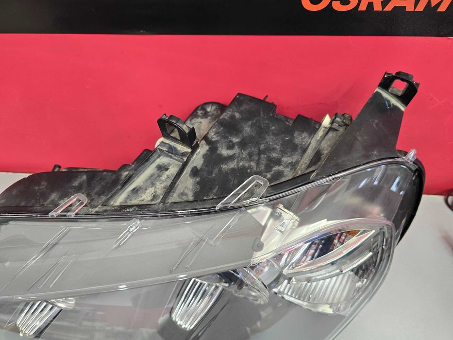 Оригинален фар БМВ Е70  BMW X5 E70 Face Xenon