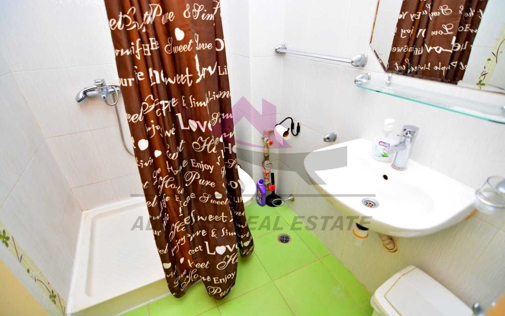 Дава се под наем Двустаен апартамент в Варна, Бриз - 50 кв.м за 425 € - Снимка #3