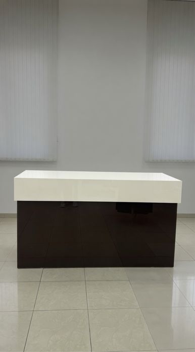 Продам ресепшен б/у