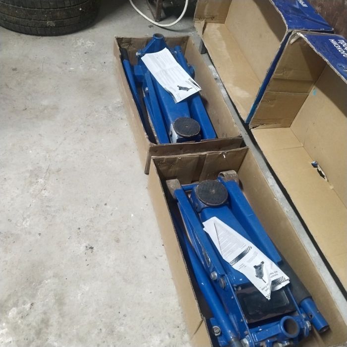 Шиномантаж комплект сатылады