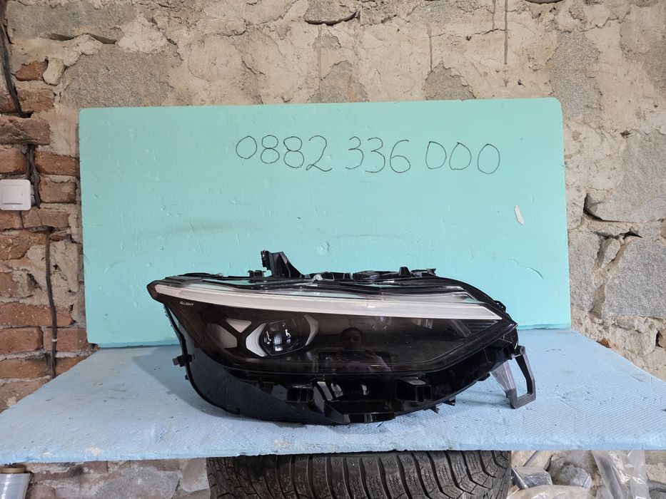 Vw id7 десен фар IQ.LIGHT