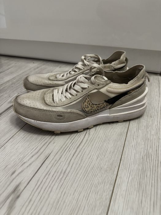 Маратонки NIKE, номер 39