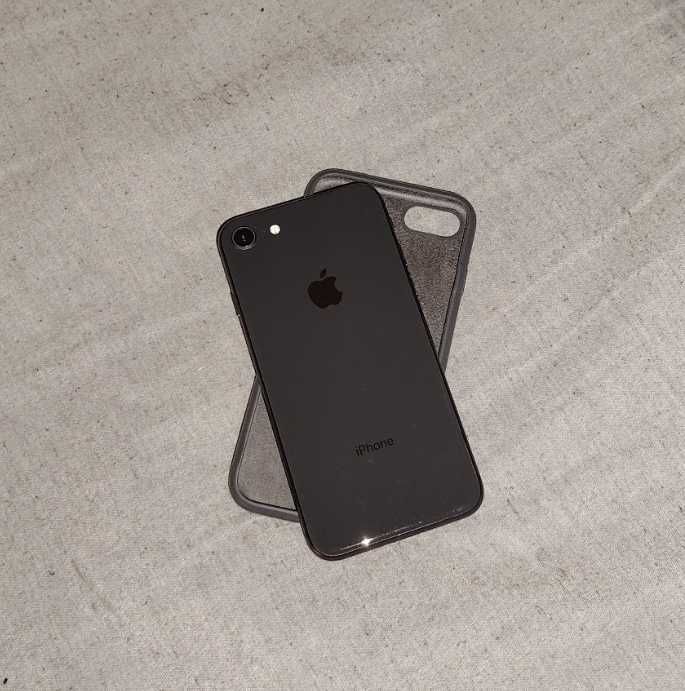 Iphone8 64gb black 95capacity