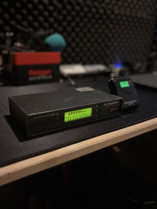 Sistem wireless Sennheiser EW 300 – Receiver + Transmițător, ideal instrumente
