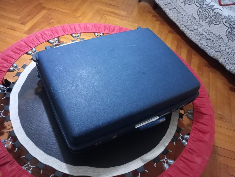 Samsonite куфар, здрав