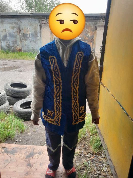 Жилетки продаются срочно