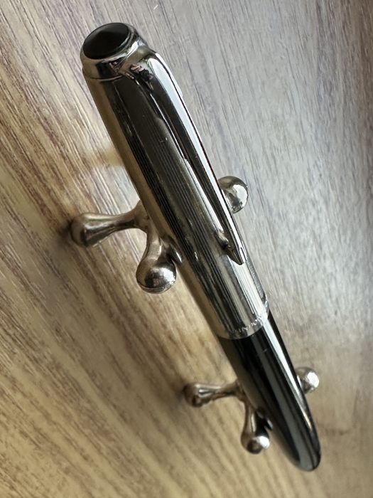 Stilou chinezesc Rainbow  202 negru