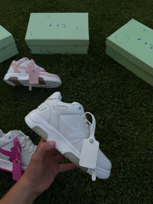 Adidasi Off White Out Of Office / Premium