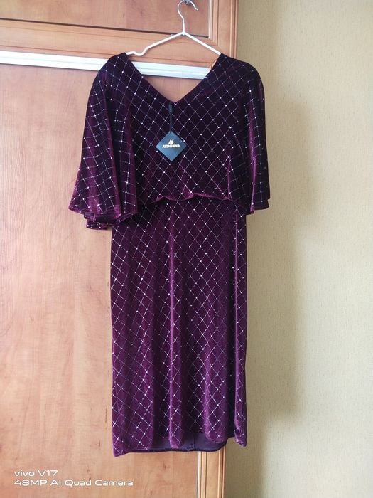 Платья нарядные 46 размер