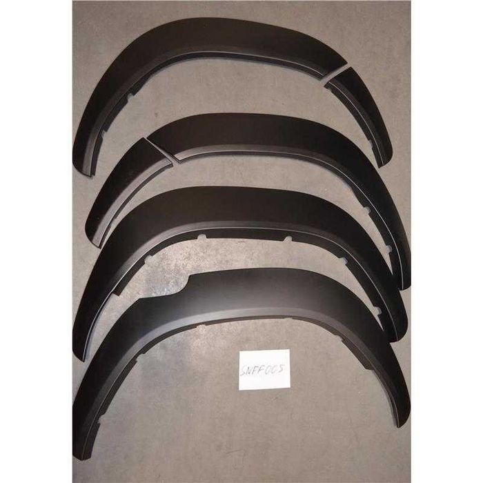 Overfendere extensii roti Toyota Hilux Revo 2015+