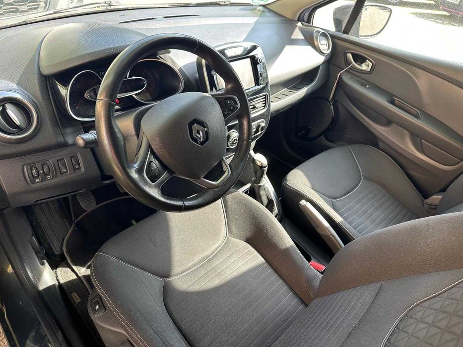 Renault Clio IV Estate 1.5 dCi • Service reprezentanță • Keyless • Navi